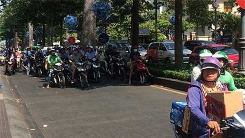 Dự báo thời tiết 4/11: Hà Nội lạnh, Sài Gòn nắng gắt