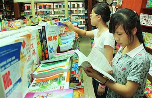 Bộ GD&ĐT nói gì về thời điểm áp dụng chương trình sách giáo khoa mới?