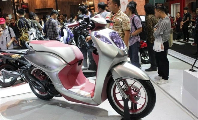 Mang hơi hướng Honda SH và Scoopy. 