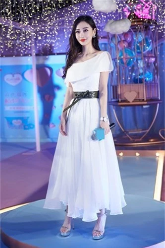 angelababy hoa nu than voi dam trang lech vai hinh 5