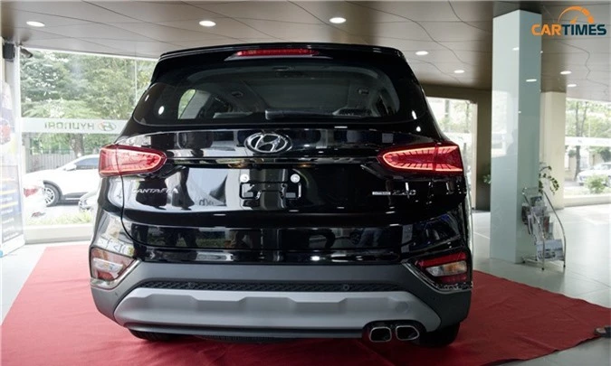 Thiết kế đuôi xe Hyundai Santa Fe 2019