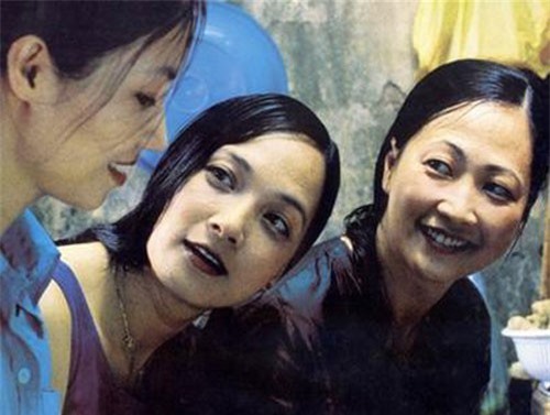 3 nữ diễn viên chính phim “Mùa hè chiều thẳng đứng” sau 18 năm