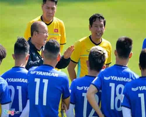 Đội tuyển Việt Nam của HLV Park Hang-seo đang được kỳ vọng lớn sau những thành công cùng lứa U23 tại ASIAD 18. Ảnh: Việt Hùng. Đội tuyển Việt Nam của HLV Park Hang-seo đang được kỳ vọng lớn sau những thành công cùng lứa U23 tại ASIAD 18. Ảnh: Việt Hùng.
