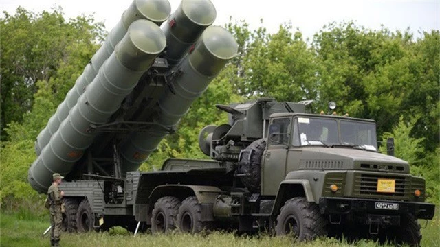  Hệ thống S-300 của Nga (Ảnh: Sputnik) 