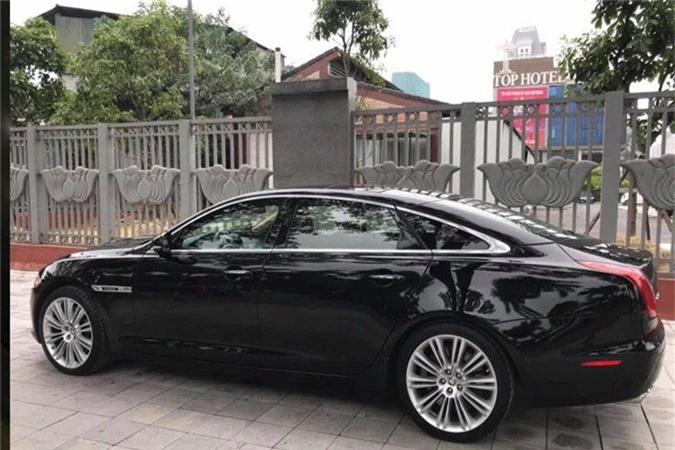 Jaguar XJL Supercharged bien “khung” gia 2,6 ty o Nghe An-Hinh-3