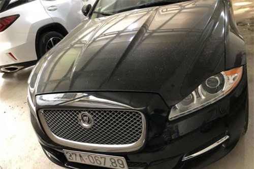 Jaguar XJL Supercharged biển “khủng” giá 2,6 tỷ ở Nghệ An