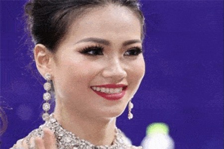 Clip: Scandal ‘bủa vây’ Phương Khánh sau khi đăng quang Miss Earth 2018