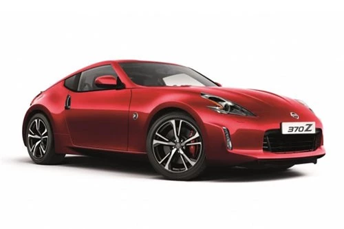 7. Nissan 370Z (giá khởi điểm: 30.875 USD).