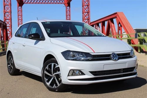 9. Volkswagen Polo (doanh số: 75.705 chiếc).