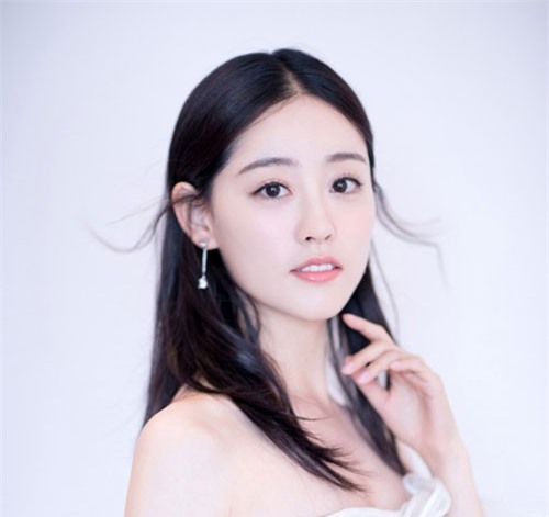 Mỹ nhân 9X đóng vai nhân vật nữ đáng sợ nhất truyện Kim Dung là ai?