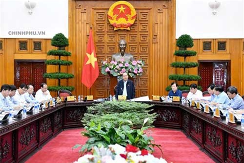 Thủ tướng chủ trì họp về tình hình sạt lở đất 13 tỉnh miền Trung