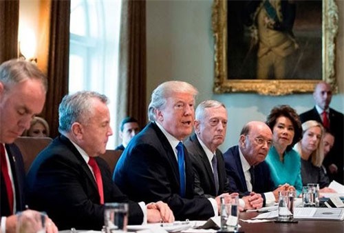 Tổng thống Trump sẽ thay đổi nhiều nhân sự Nhà Trắng