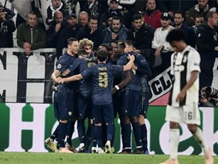 Clip: M.U lội ngược dòng ‘không tưởng’ trước Juventus