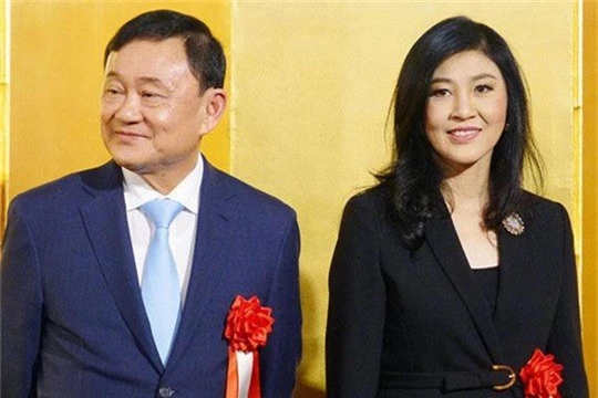 
Bà Yingluck và ông Thaksin tham gia sự kiện giới thiệu sách ở Nhật Bản hôm 29-3. Ảnh: Kyodo News

