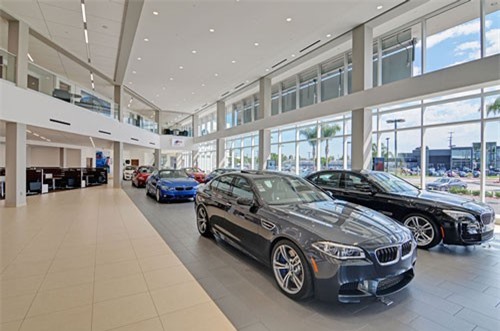 BMW khó khăn chồng khó khăn