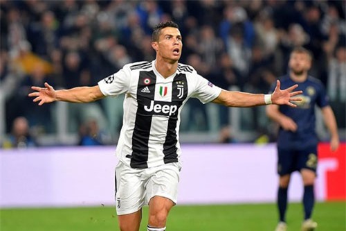 Clip: Ronaldo dẫn đầu Top 10 bàn thắng đẹp nhất lượt trận thứ 4 vòng bảng Champions League