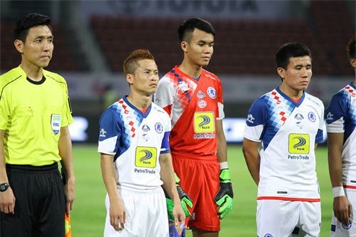 Không được gặp ĐT Việt Nam, Messi Lào bất ngờ tuyên bố chia tay ĐTQG