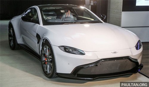 "Soi" siêu xe Aston Martin V8 Vantage 2018