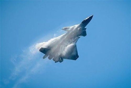 'Trái tim' của tiêm kích tàng hình J-20 Trung Quốc vẫn bất ổn