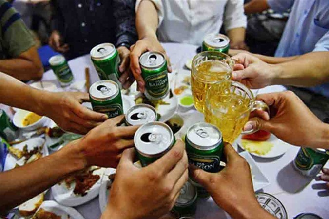 Clip: Việt Nam đứng thứ 3 châu Á về mức tiêu thụ rượu bia