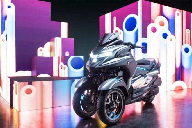 Yamaha 3CT nguyên mẫu trình diện tại EICMA 2018.