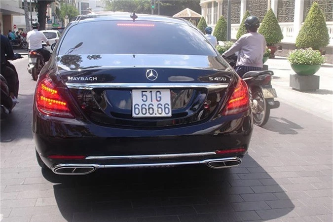 Mercedes-Maybach S450 tien ty bien 