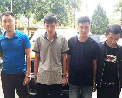 Đường dây cho vay nặng lãi với 40 tiệm cầm đồ ở Nghệ An