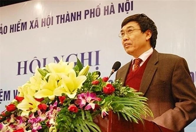  Bị can Lê Bạch Hồng, nguyên Thứ trưởng, Tổng giám đốc BHXH Việt Nam