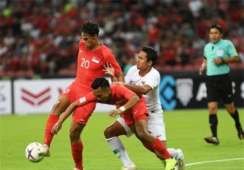 Thua “muối mặt” Singapore, truyền thông Indonesia “tấn công” trọng tài Việt Nam