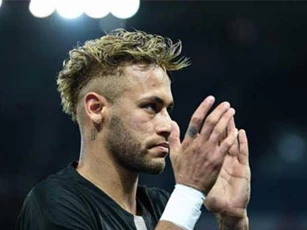 Choáng ngợp PSG "đốt tiền": Neymar đứng vỗ tay nhận 10 tỷ đồng/tháng