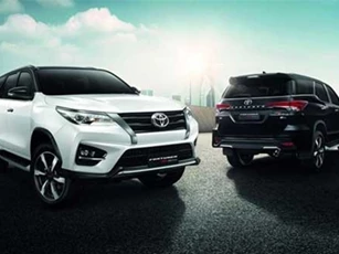“Soi” Toyota Fortuner TRD Sportivo mới giá từ 1,19 tỷ