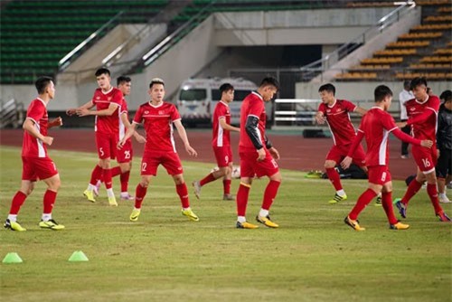 5 đội tuyển sở hữu chiều cao tốt nhất AFF Cup 2018: Việt Nam thứ 3