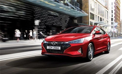 Huyndai bất ngờ công bố bản Elantra Sport 2019 cho thị trường quê nhà