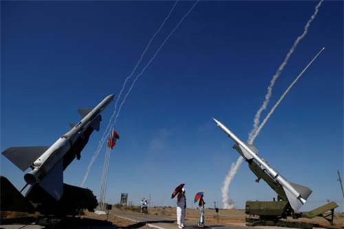 Israel có mạo hiểm dội bom Syria trước lá chắn bảo vệ S-300?