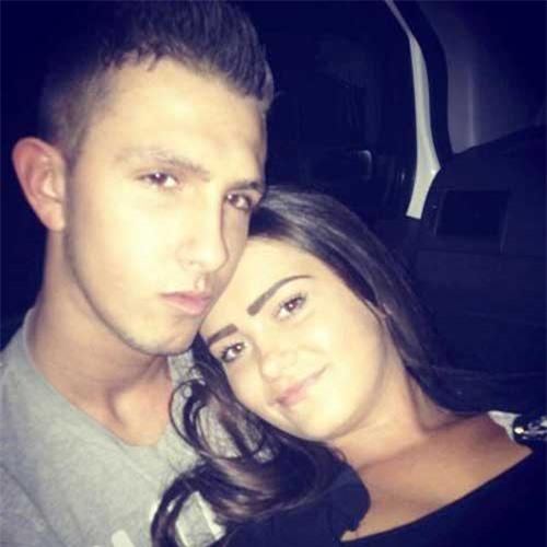 Bị đâm 46 nhát, vợ vẫn tha thứ và thề chờ chồng về