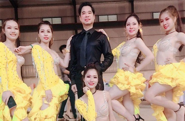 Ngọc Sơn hát trong đám cưới "khủng" ở Vĩnh Phúc, tiền rạp cưới gần 1 tỷ