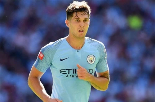 Trung vệ: John Stones (Man City).