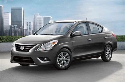 8. Nissan Versa 2019 (giá khởi điểm: 12.110 USD).