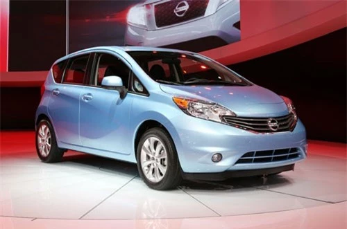 9. Nissan Versa Note 2019 (giá khởi điểm: 15.600 USD).