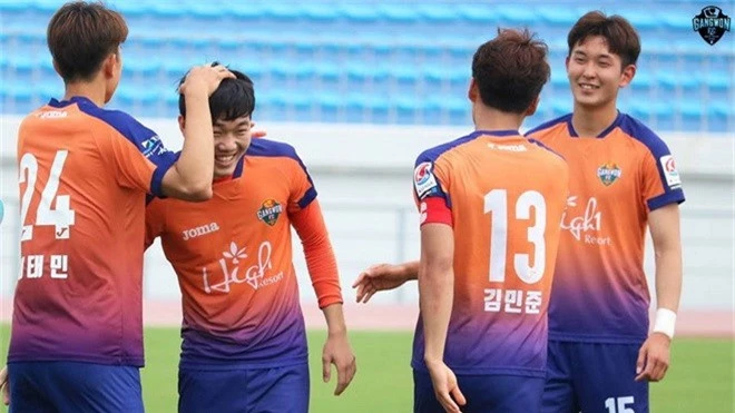 Phong vien Han Quoc: 'Xuan Truong nen tro lai K.League thi dau' hinh anh 2