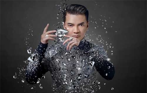 Đàm Vĩnh Hưng tự viết một danh sách rất dài những kẻ thù, khẳng định: "Sẽ có một ngày xoá sổ từng người một!"