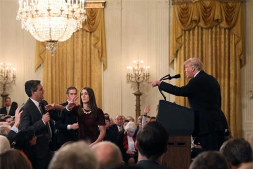 Rộ tin CNN kiện Nhà Trắng vì “cấm cửa” phóng viên