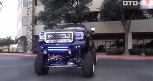 Hô biến bán tải 'khủng long' Denali thành xe gầm cao chinh phục mọi địa hình