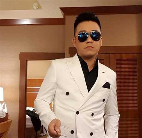 Tuấn Hưng phản pháo khi bị tố coi thường khán giả hải ngoại