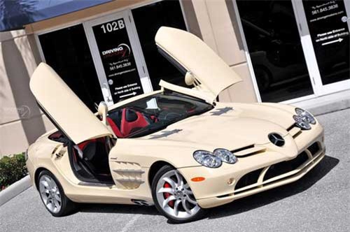 Cận cảnh Mercedes SLR Roadster trắng ngà ‘độc nhất vô nhị’