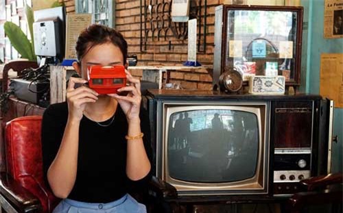 Ngắm món đồ chơi thực tế ảo đầu tiên của nửa thế kỷ trước tại Việt Nam