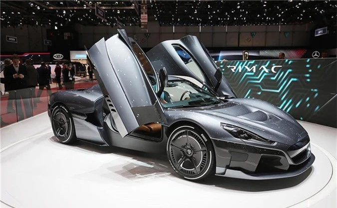 Ra mắt hypercar Rimac C_Two thách thức giới hạn xe điện ảnh 1