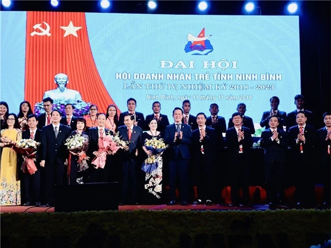 Ra mắt Ban chấp hành Hội DNT Ninh Bình nhiệm kỳ 2018- 2023