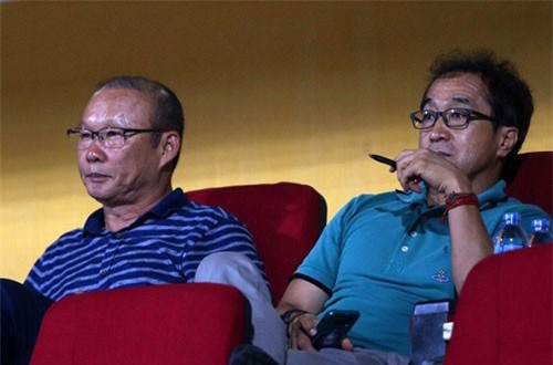 Trợ lý HLV Park Hang-seo khuyên Quang Hải sang Tây Ban Nha thi đấu