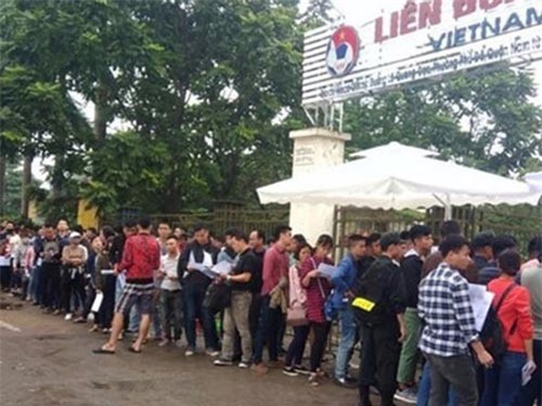 Mua vé thời 4.0 mà ‘điên rồ’ như thời 0.4